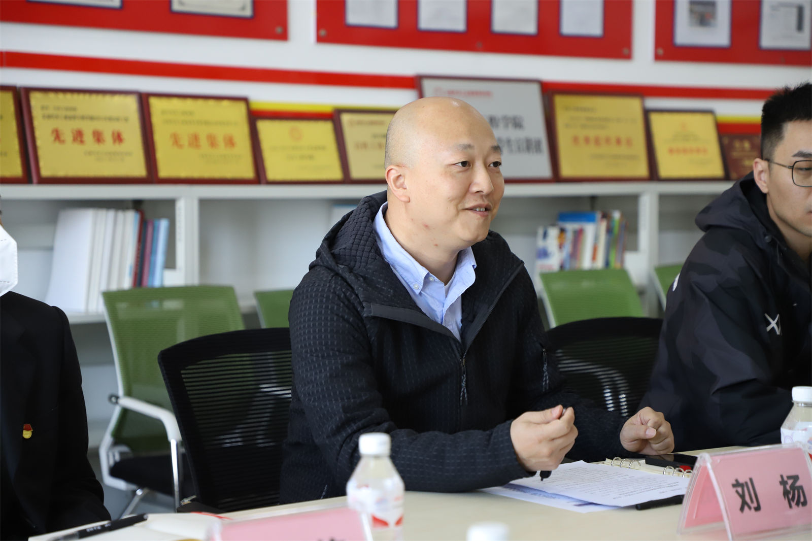 图3 刘杨发言.jpg