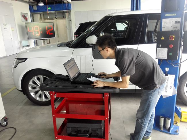 图4 SDD诊断仪考核现场_副本.jpg